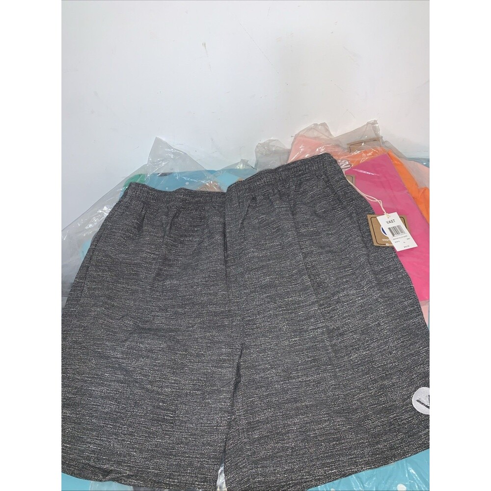 Nwt Vast Men Size XL Grey Shorts‎